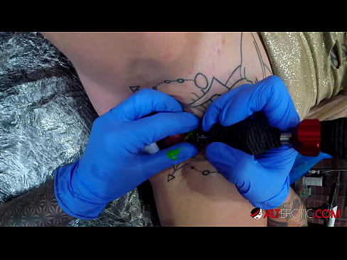 ❤️ Sully Savage oo aad u tattooed ayaa Kintirkeeda ku sawirtay tattoo ️❌ %so.pornogroupp.ru ❌️